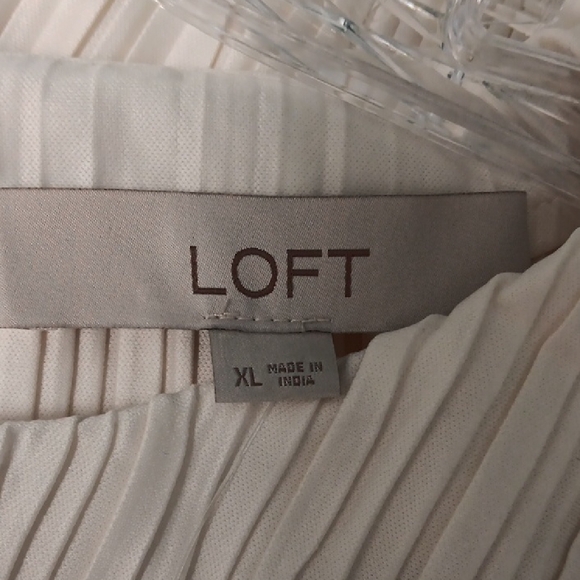 Top - Picture 6 of 7